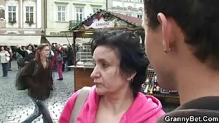 Büyük bir turbanli sex video izle eşek ile annesi Sara